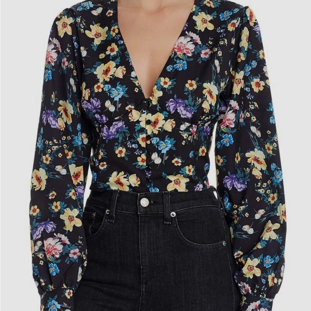 Floral V-Neck Long Sleeve Top